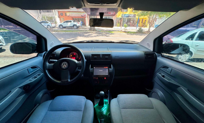 VW - VolksWagen Fox Plus 1.6Mi/ 1.6Mi Total Flex 8V 4p 2008 Flex-7