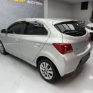 GM - Chevrolet ONIX HATCH LT 1.4 8V FlexPower 5p Mec. 2017 Flex-0