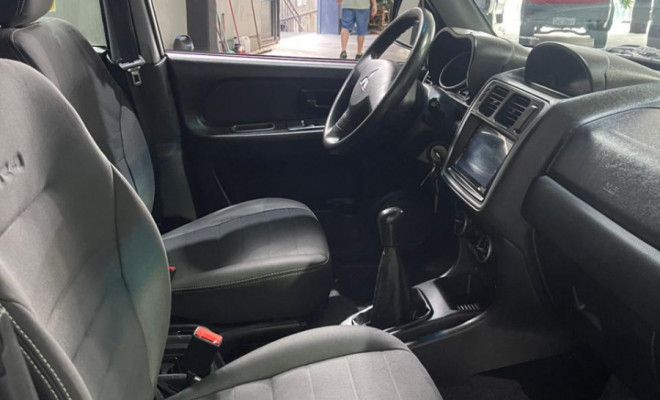 Mitsubishi Pajero TR4 2.0/ 2.0 Flex 16V 4x4 Mec. 2015 Flex-1