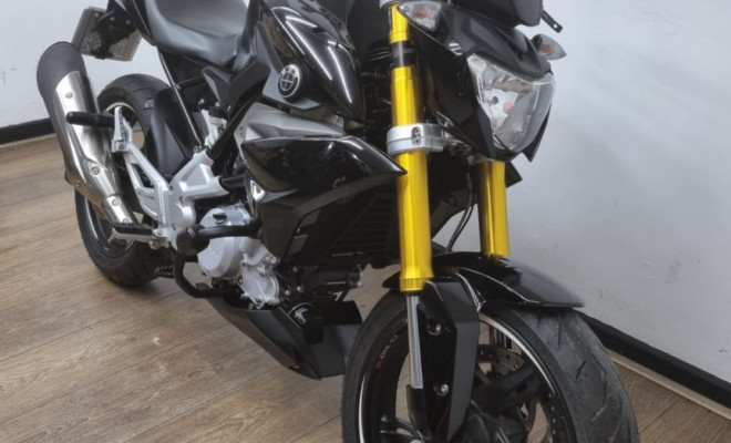 BMW G 310 R 2020 Gasolina-0