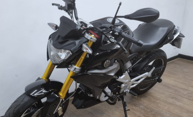 BMW G 310 R 2020 Gasolina-2