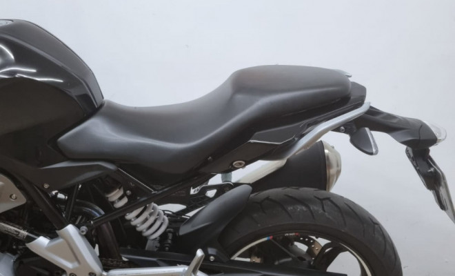 BMW G 310 R 2020 Gasolina-6