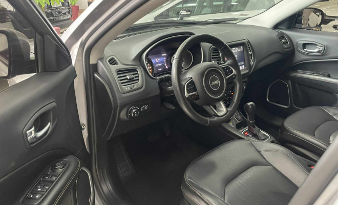 Jeep COMPASS LONGITUDE 2.0 4x4 Dies. 16V Aut. 2020 Flex-3