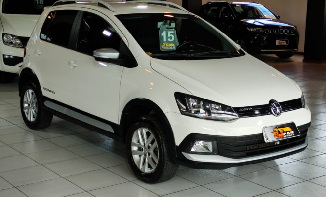 VW - VolksWagen CROSSFOX I MOTION 1.6 Mi T. Flex 8V 5p 2015 Flex