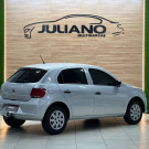 VW - VolksWagen Gol (novo) 1.0 Mi Total Flex 8V 4p 2013 Flex-1