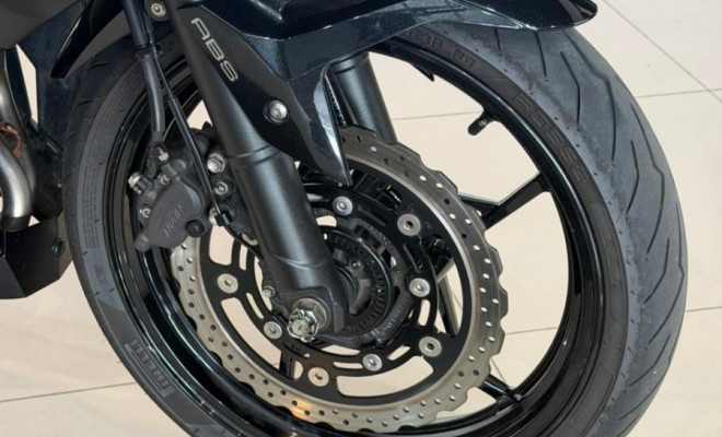 KAWASAKI NINJA 400 2021 Gasolina-3