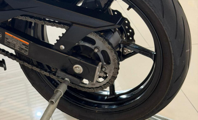 KAWASAKI NINJA 400 2021 Gasolina-6