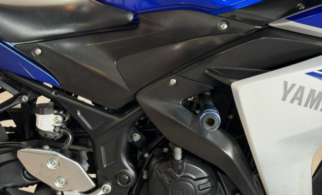 YAMAHA YZF R-3 321/ABS 2016 Gasolina-5