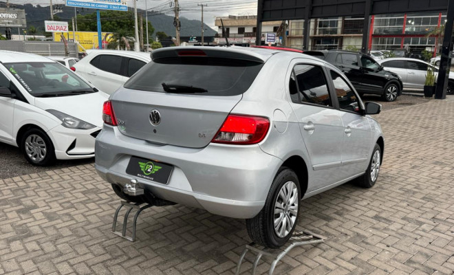 VW - VolksWagen Gol (novo) 1.6 Mi Total Flex 8V 4p 2013 Flex-2