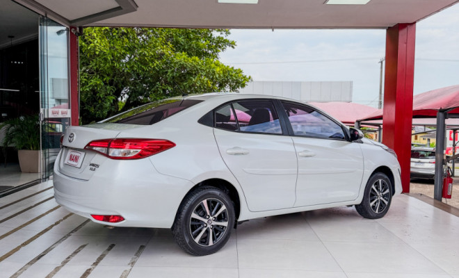 Toyota YARIS XLS Connect Sed. 1.5 Flex 16V Aut. 2022 Flex-4