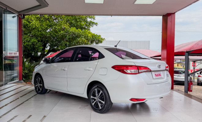 Toyota YARIS XLS Connect Sed. 1.5 Flex 16V Aut. 2022 Flex-2