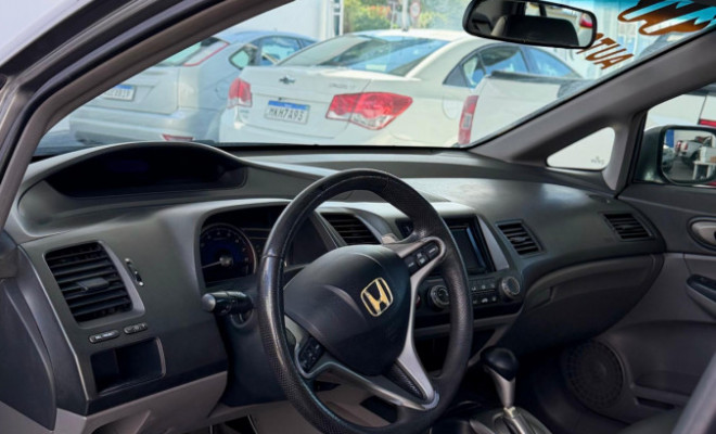 Honda Civic Sed. LXL/ LXL SE 1.8 Flex 16V Aut. 2011 Flex-8