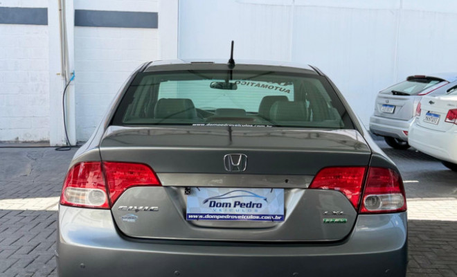 Honda Civic Sed. LXL/ LXL SE 1.8 Flex 16V Aut. 2011 Flex-5