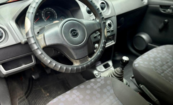 GM - Chevrolet PRISMA  Sed. Maxx/ LT 1.4 8V ECONOF. 4p 2010 Gasolina-6