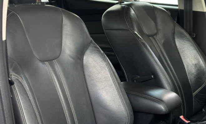 Ford Focus 1.6 S/SE/SE Plus Flex 8V/16V  5p 2015 Flex-7