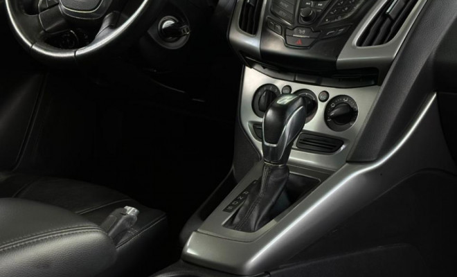 Ford Focus 1.6 S/SE/SE Plus Flex 8V/16V  5p 2015 Flex-9