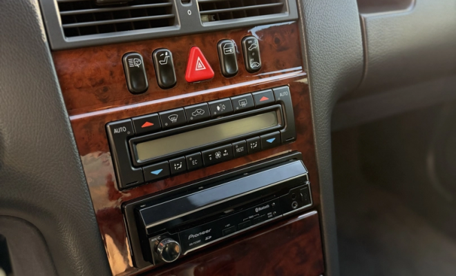 Mercedes-Benz E-320 3.2 Elegance 2000 Gasolina-9