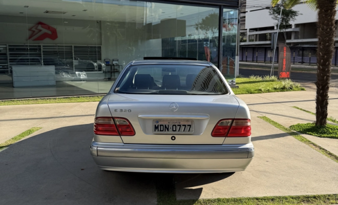 Mercedes-Benz E-320 3.2 Elegance 2000 Gasolina-4