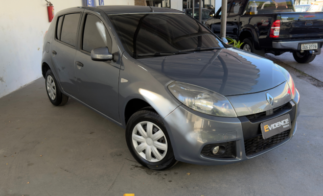 Renault SANDERO Expression Hi-Flex 1.0 16V 5p 2014 Flex