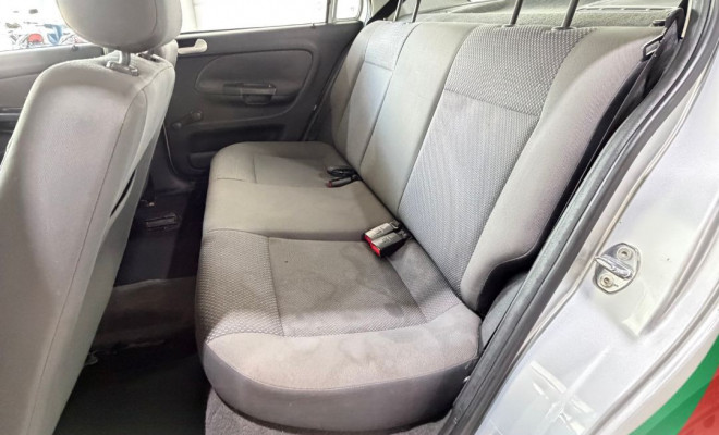 VW - VolksWagen VOYAGE 1.0/1.0 City Mi Total Flex 8V 4p 2011 Flex-7