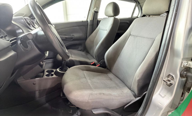 VW - VolksWagen VOYAGE 1.0/1.0 City Mi Total Flex 8V 4p 2011 Flex-6