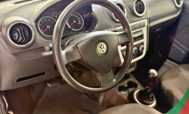 VW - VolksWagen VOYAGE 1.0/1.0 City Mi Total Flex 8V 4p 2011 Flex-4