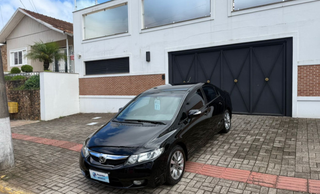 Honda Civic Sed. LXL/ LXL SE 1.8 Flex 16V Aut. 2011 Flex-1