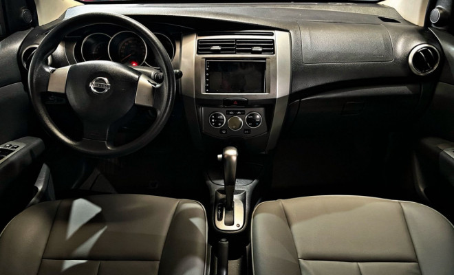 Nissan LIVINA GRAND SL 1.8 16V Flex Fuel Aut. 2010 Flex-6