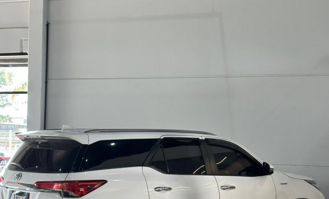 Toyota Hilux SW4 SRV 4x2 2.7 Flex 16V Aut. 2019 Flex-14