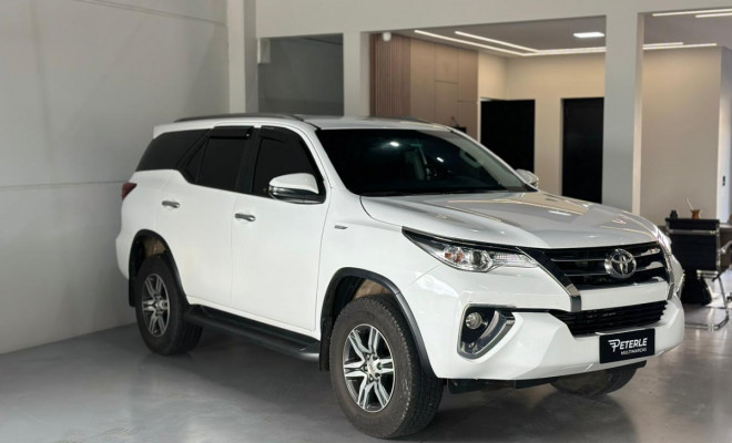 Toyota Hilux SW4 SRV 4x2 2.7 Flex 16V Aut. 2019 Flex-1