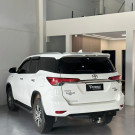 Toyota Hilux SW4 SRV 4x2 2.7 Flex 16V Aut. 2019 Flex-3