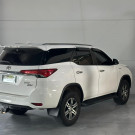 Toyota Hilux SW4 SRV 4x2 2.7 Flex 16V Aut. 2019 Flex-22