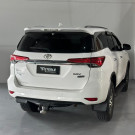 Toyota Hilux SW4 SRV 4x2 2.7 Flex 16V Aut. 2019 Flex-11