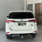 Toyota Hilux SW4 SRV 4x2 2.7 Flex 16V Aut. 2019 Flex-12