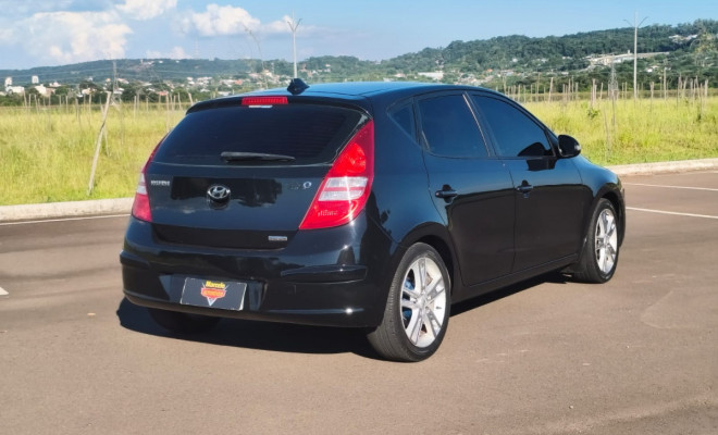 Hyundai i30 2.0 16V 145cv 5p Mec. 2010 Gasolina-2