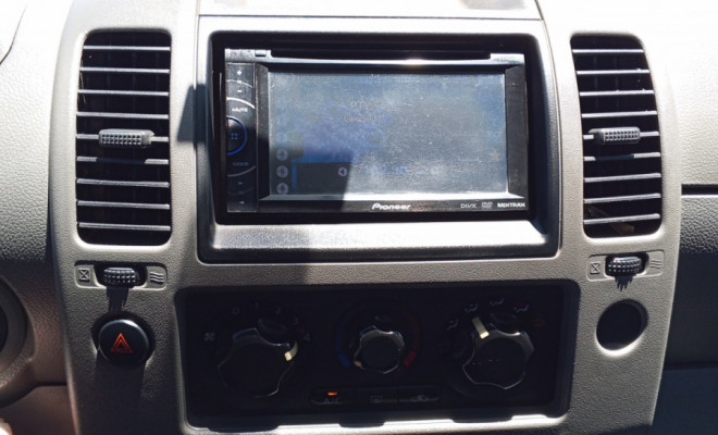 Nissan Frontier SE/SE Strik CD 4x2 2.5 TB Dies. 2011 Diesel-12