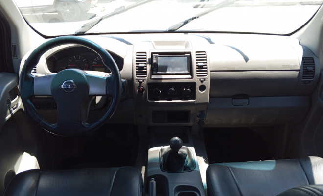 Nissan Frontier SE/SE Strik CD 4x2 2.5 TB Dies. 2011 Diesel-9