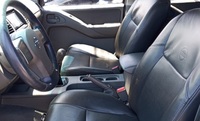 Nissan Frontier SE/SE Strik CD 4x2 2.5 TB Dies. 2011 Diesel-7