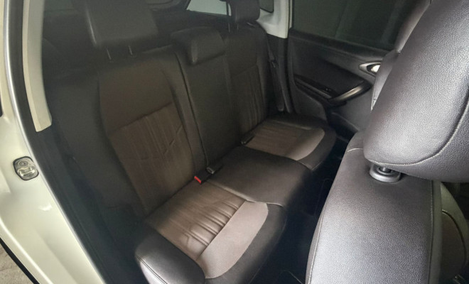 Peugeot 2008 Crossway 1.6 Flex 16V 5p Aut. 2017 Flex-4