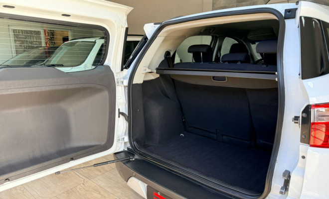 Ford EcoSport FREESTYLE 1.6 16V Flex 5p 2015 Gasolina-9