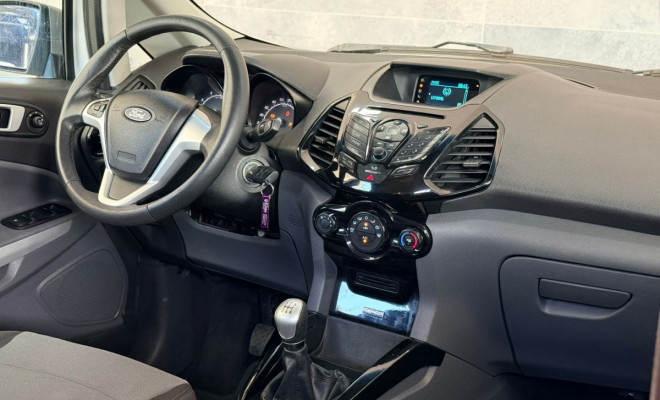 Ford EcoSport FREESTYLE 1.6 16V Flex 5p 2015 Gasolina-6