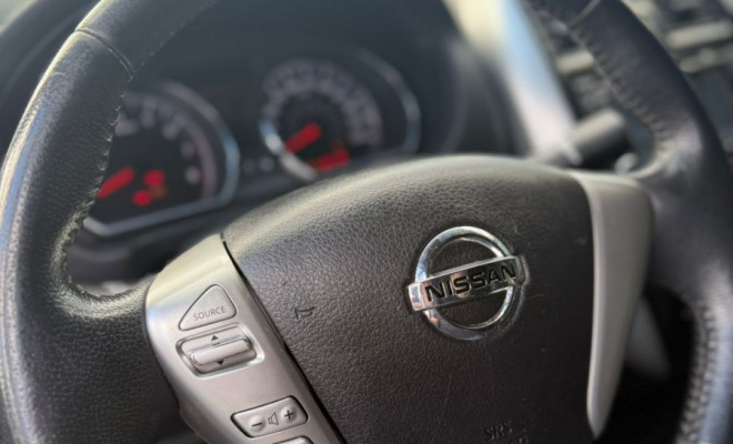 Nissan VERSA UNIQUE 1.6 16V Flex 4p Mec. 2016 Flex-8