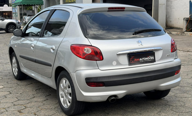 Peugeot 207 XR Sport 1.4 Flex 8V 5p 2010 Flex-2