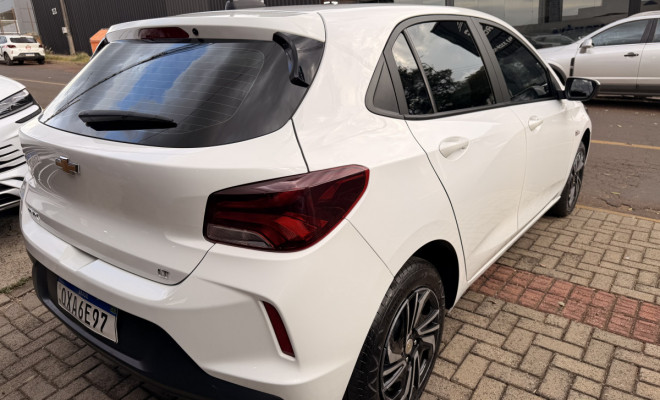 GM - Chevrolet ONIX HATCH LT 1.0 12V Flex 5p Mec. 2025 Flex-1