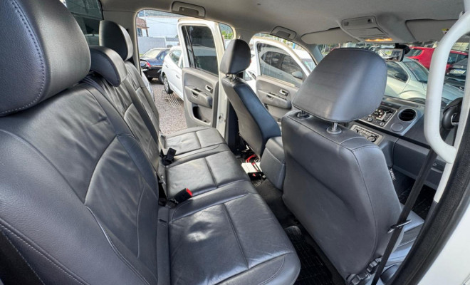 VW - VolksWagen AMAROK High.CD 2.0 16V TDI 4x4 Dies. Aut 2016 Diesel-7