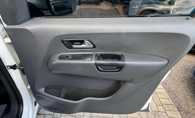 VW - VolksWagen AMAROK High.CD 2.0 16V TDI 4x4 Dies. Aut 2016 Diesel-10