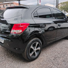 GM - Chevrolet ONIX HATCH LT 1.0 8V FlexPower 5p Mec. 2013 Flex-1
