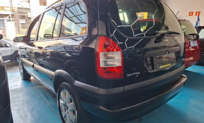 GM - Chevrolet Zafira Expres. 2.0 MPFI FlexPower 5p Automático 2012 Flex-2