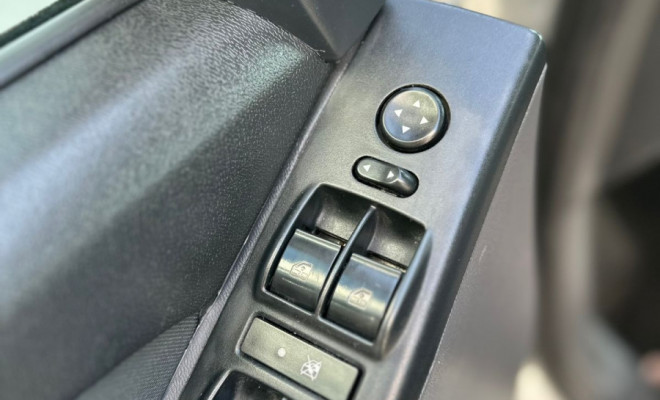 Fiat Idea Advent./ Adv.LOCKER 1.8 mpi Flex 5p 2012 Flex-9