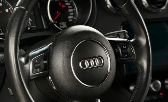 Audi TT 2.0 16v TFSI S-Tronic 2014 Gasolina-15